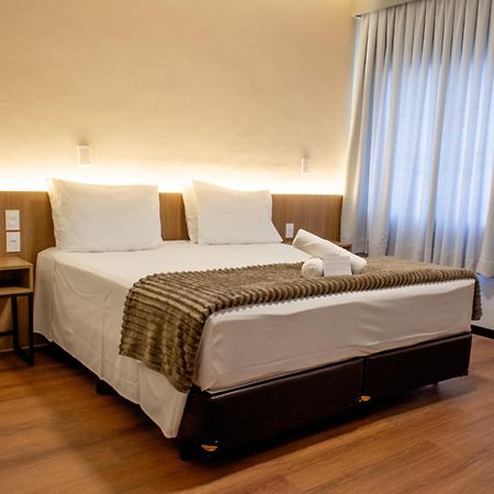 Hotel Evora By Rede Sagres ฟลอเรียนอโปลิส ภายนอก รูปภาพ