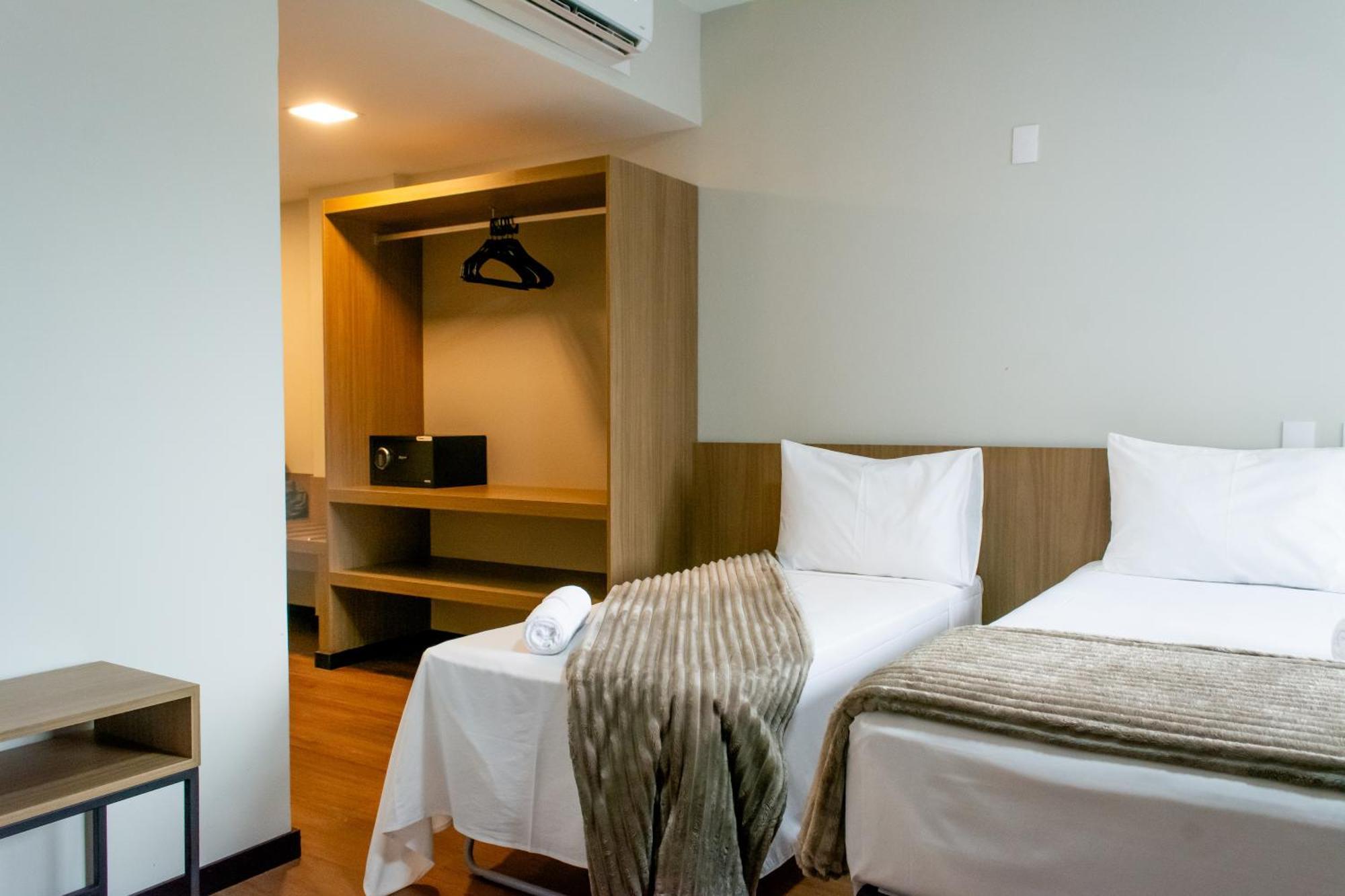 Hotel Evora By Rede Sagres ฟลอเรียนอโปลิส ภายนอก รูปภาพ
