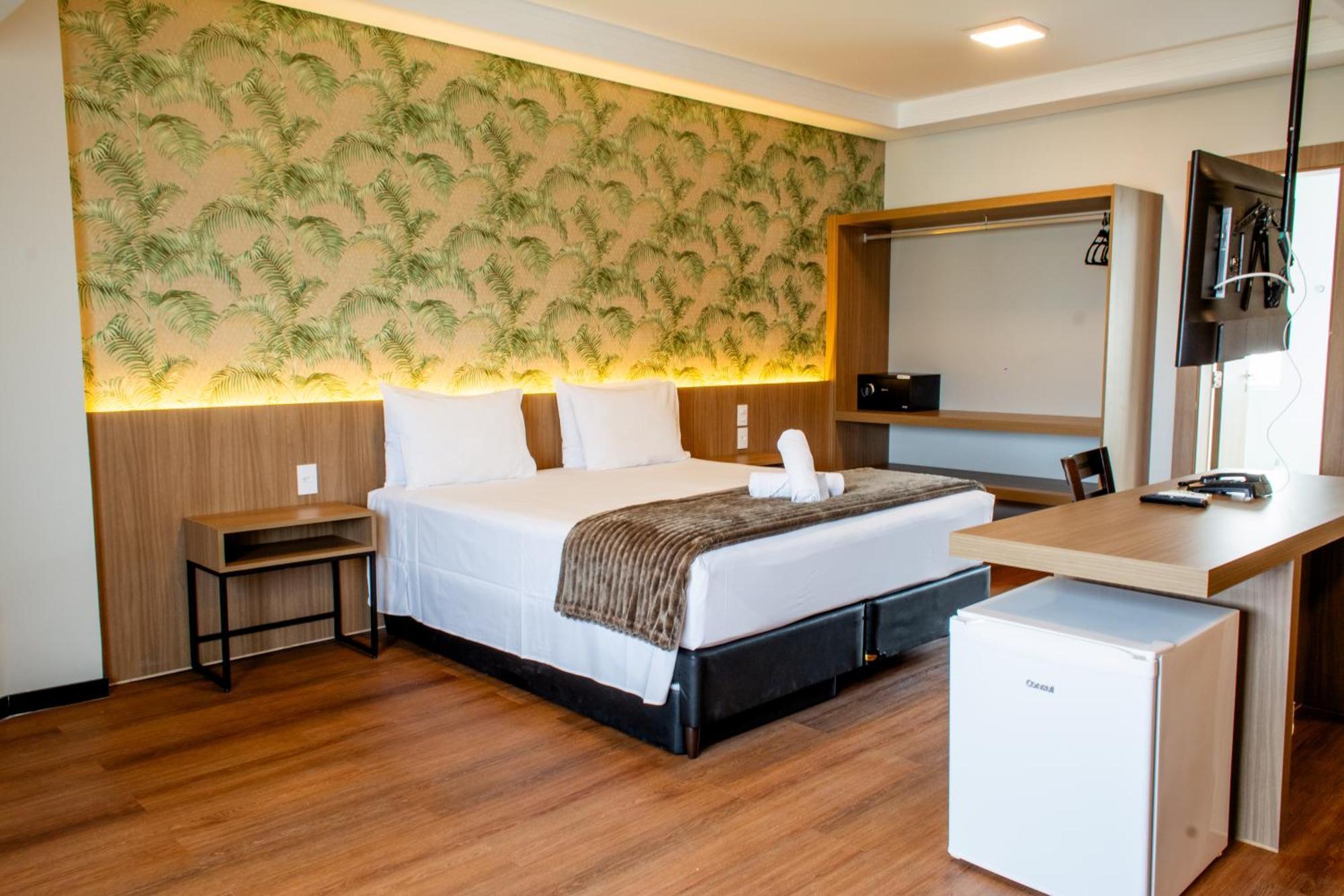 Hotel Evora By Rede Sagres ฟลอเรียนอโปลิส ภายนอก รูปภาพ